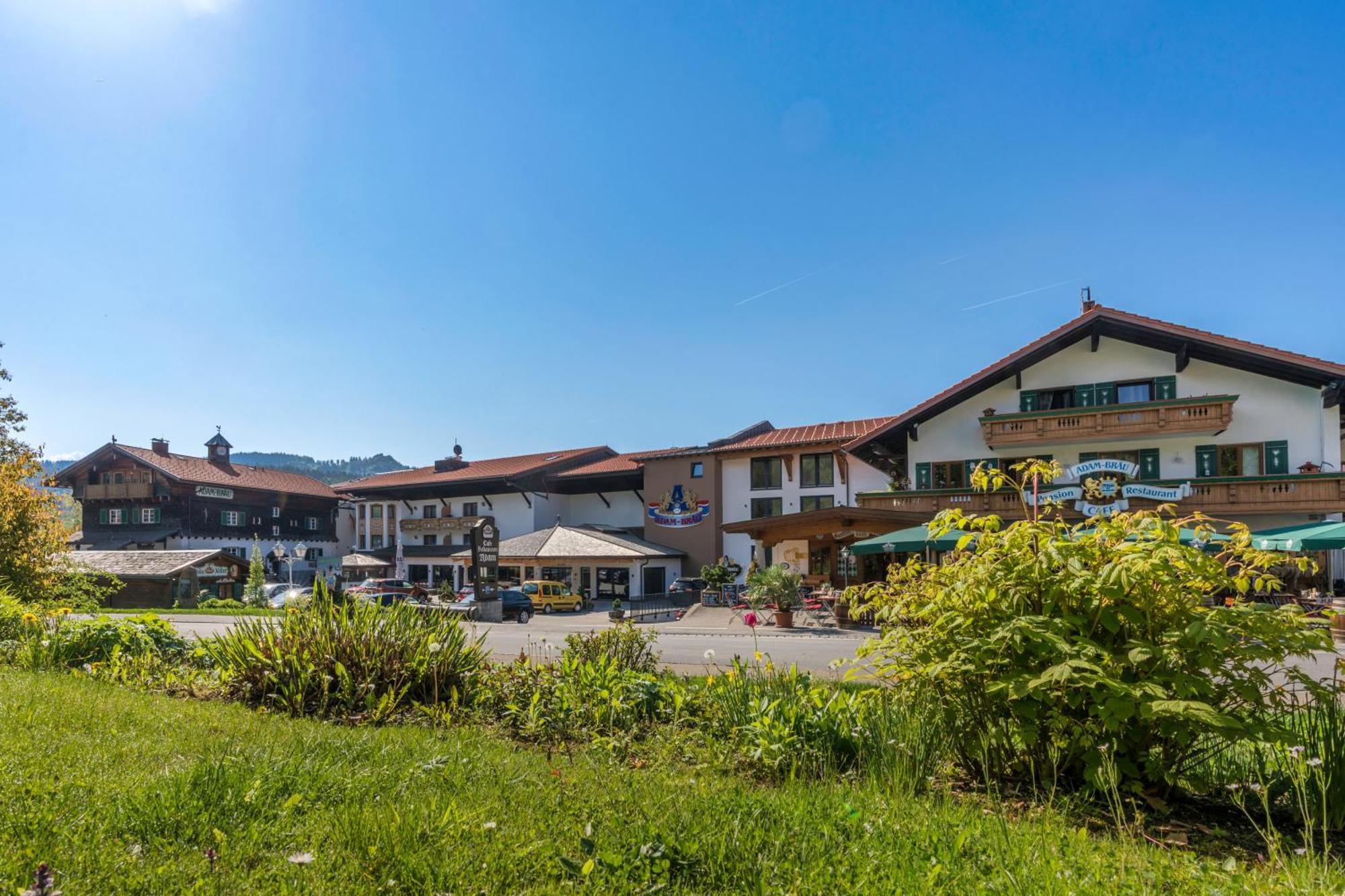 Hotel Wellness- Und Bierhotel Adam Braeu